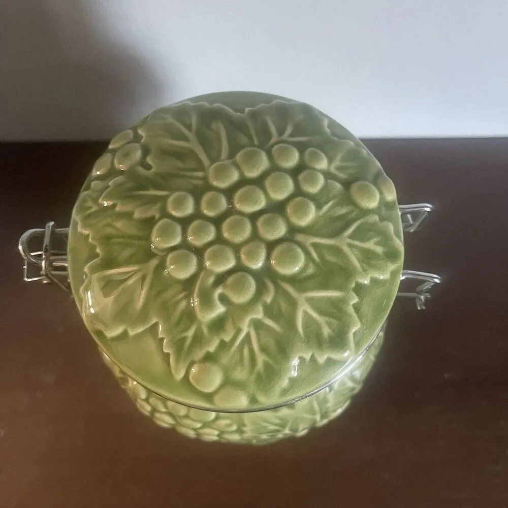 Vintage Majolica Style Green Ceramic Canister With Clasp And Grapes Design 7.5in